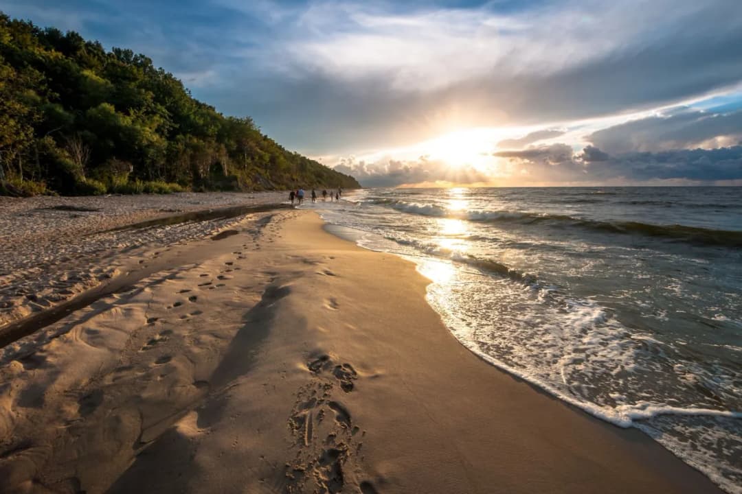 Jastrzębia Góra - w jakim województwie się znajduje i co warto wiedzieć