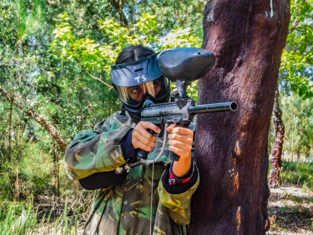 Chcesz poczuć adrenalinę w Gdańsku? Spróbuj paintballu w centrum!