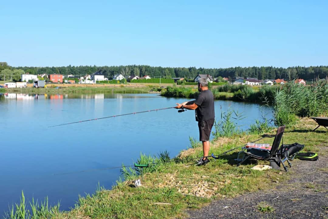 Gdzie można łowić ryby w Kołobrzegu? Odkryj najlepsze miejsca i ryby