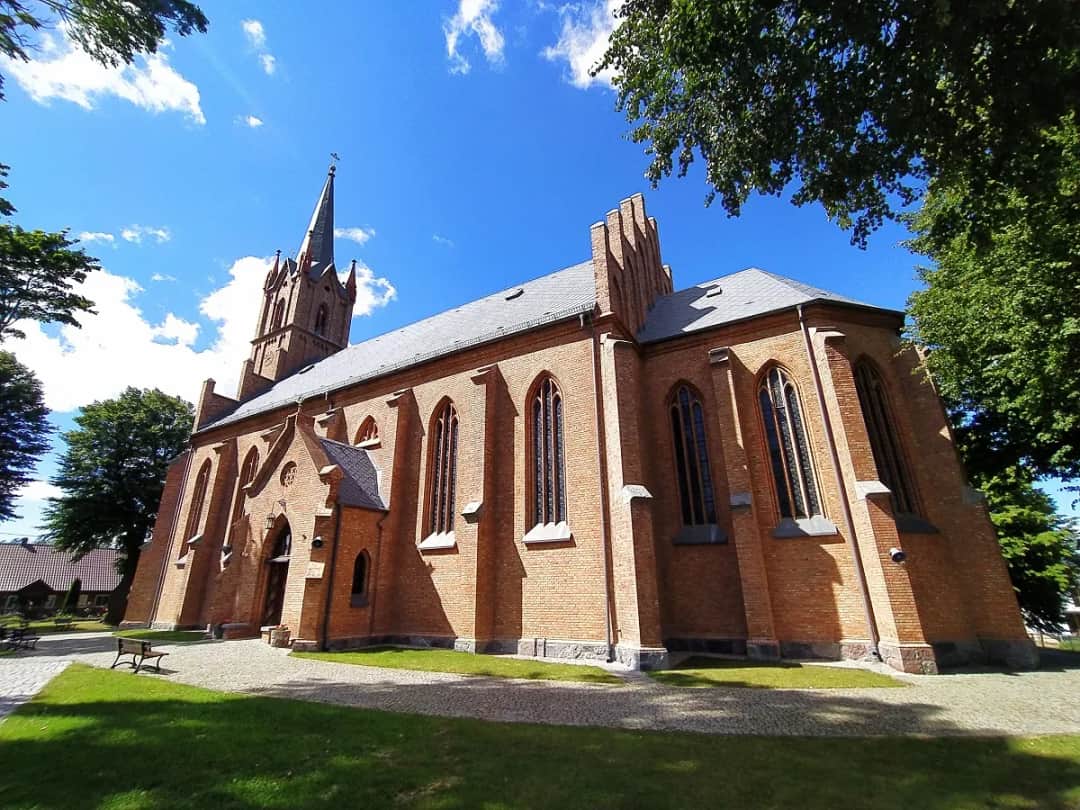 Swarzewo Sanktuarium: duchowa oaza na pomorskim szlaku