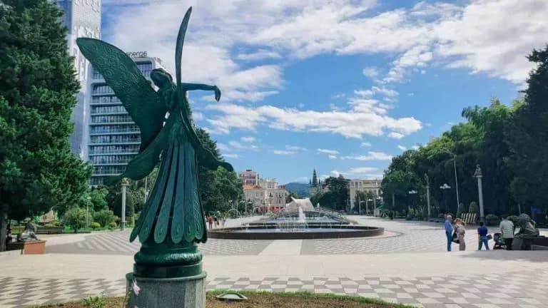 Najlepsze atrakcje Batumi: 10 miejsc, które musisz zobaczyć