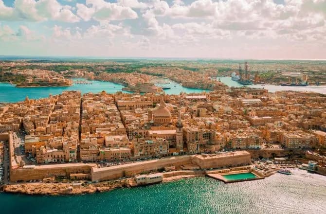 Malta niezbędnik: Kompleksowe informacje dla turystów w 2025